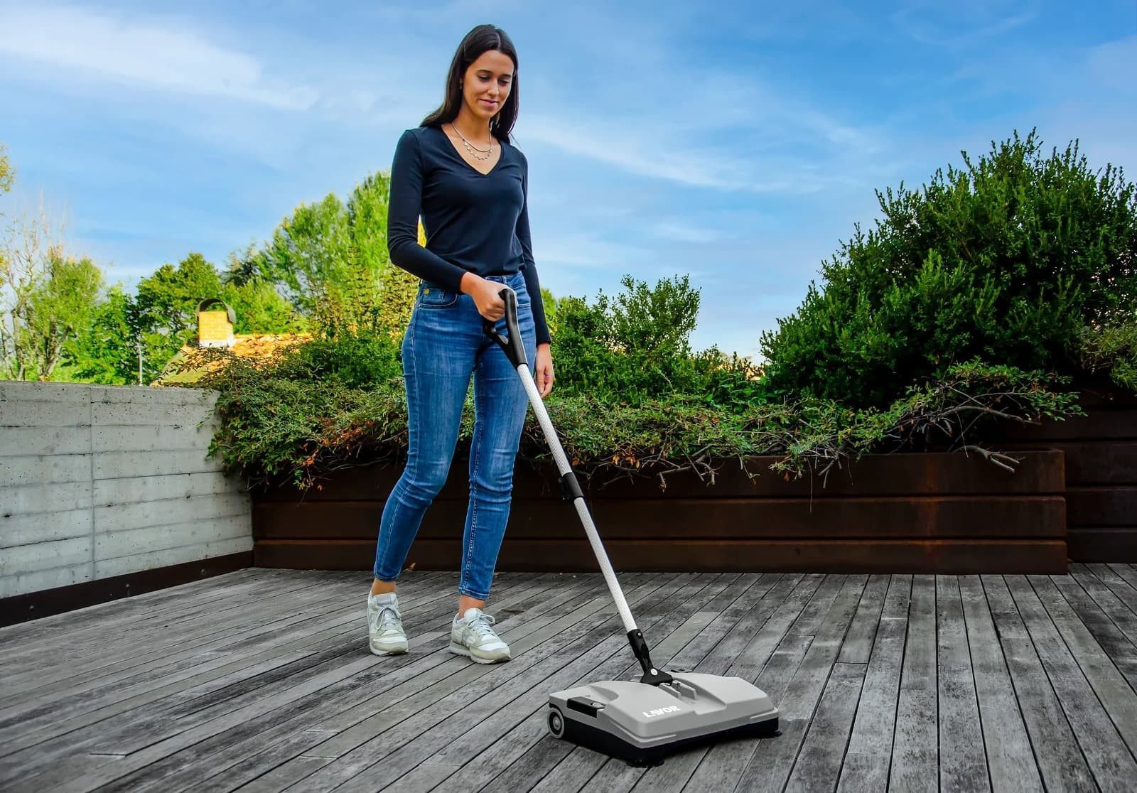 <p>Jak na profesionální úklid malých prodejen a gastropodniků</p> | AutoMax Group