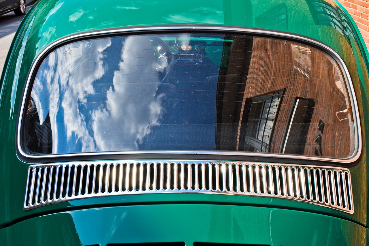 <p>Hmyz nepřítel řidiče aneb čistá okna jsou základ!</p> | AutoMax Group