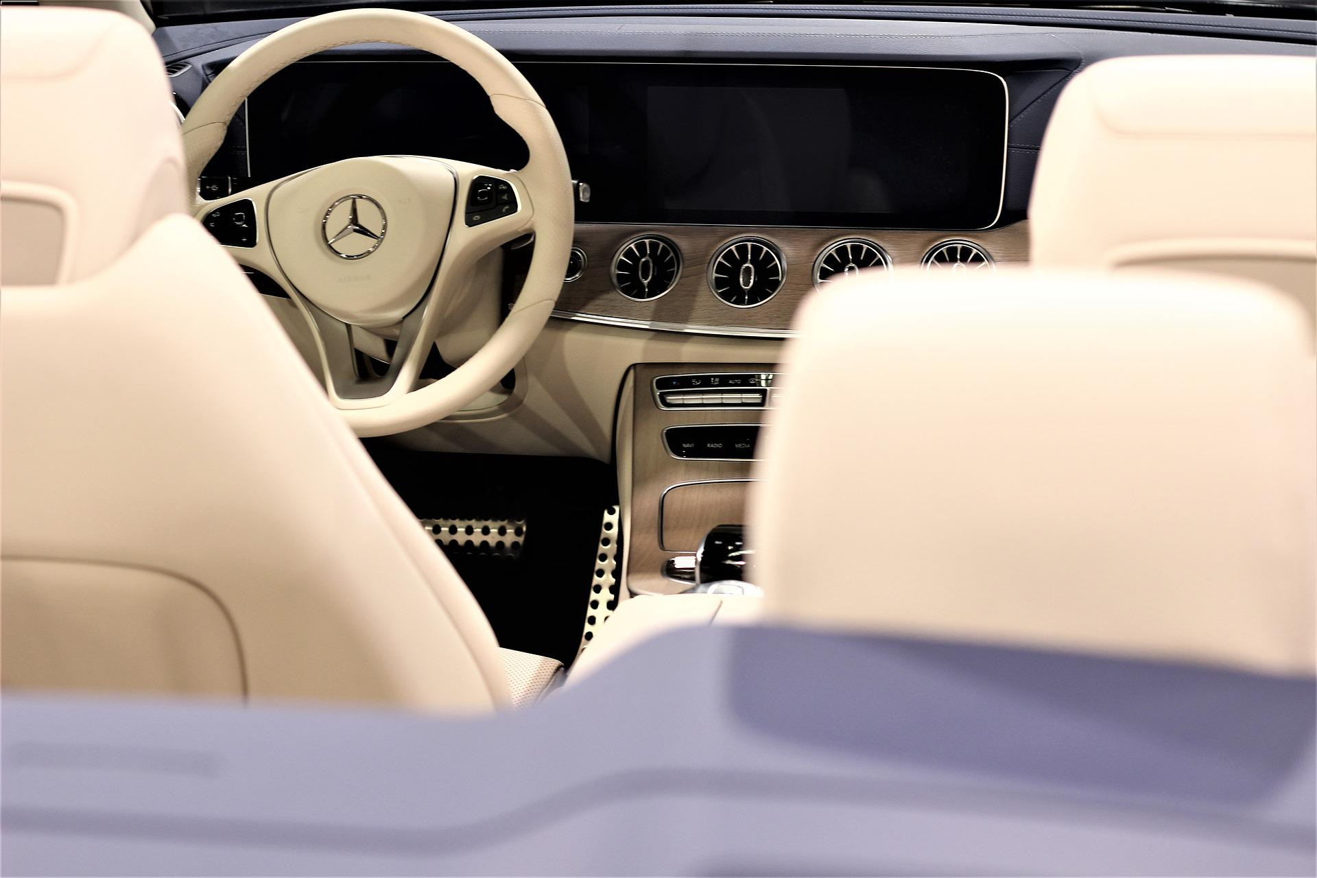 Ako rýchlo a jednoducho vyčistiť interiér vozidla? | AutoMax Group