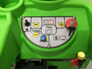 CT 70 BT 70 - podlahový umývací stroj s majákom | AutoMax Group